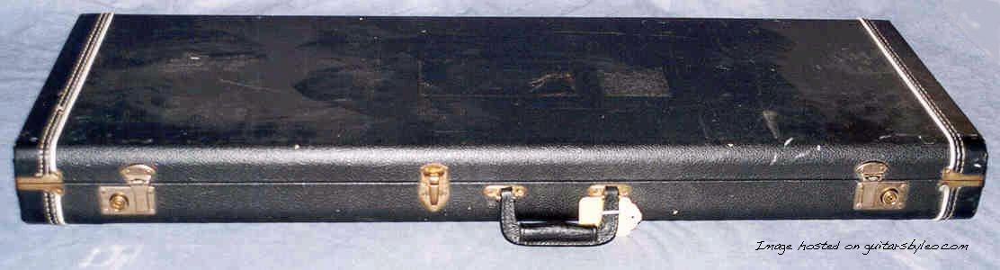 1982-84 Early Strat-Style Model Case Exterior
