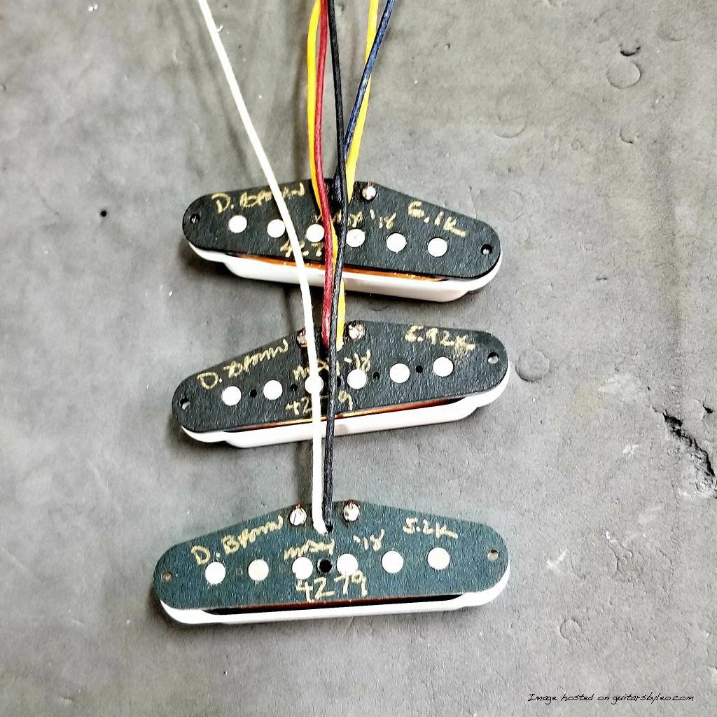 calibrated for a similar output to single-coil pickups available in the '50s