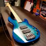CS L2000 with a Quilted Maple top in Aqua Burst