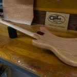 Custom Shop Fallout 2 Short Scale bass in Natural over Swamp Ash-9