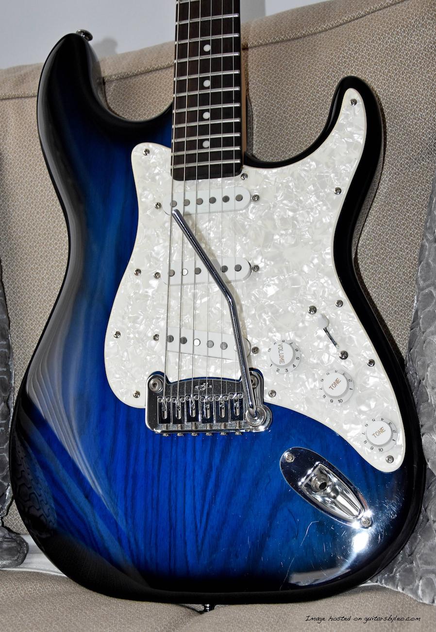 2009 Legacy Tribute with Blueburst Swamp Ash Body 03