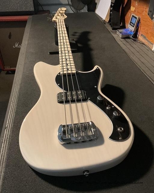 Build-To-Order Fallout Bass in Blonde over swamp ash