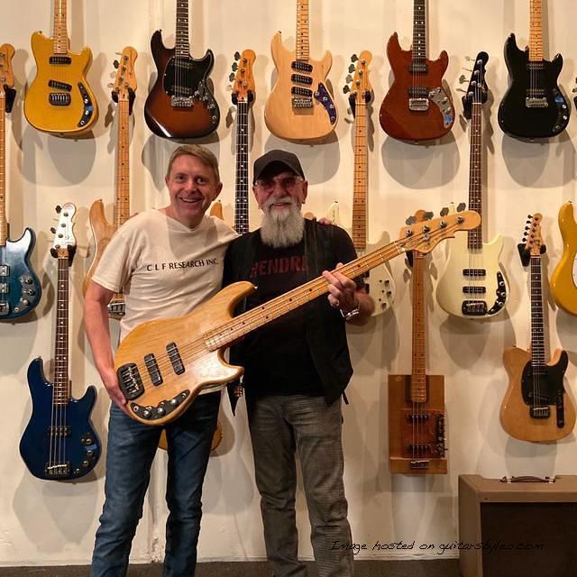 visit from our old friend and Leo s friend too Rob Joly whose kind of an industry legend He and his store Jim s Music C