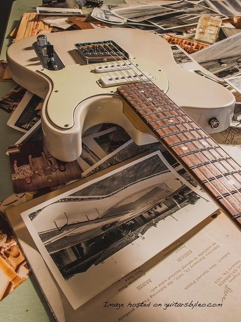 G&L Custom Shop ASAT Classic S in nitrocellulose lacquer Blonde over roasted pine-2