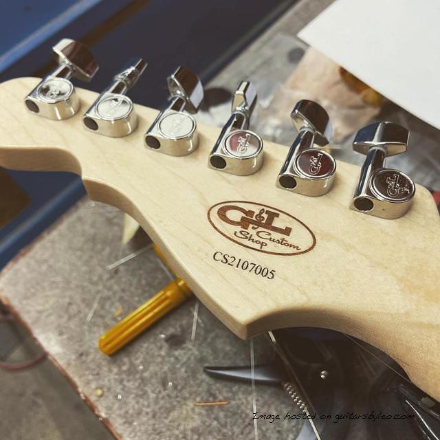 CS2107005 back of headstock