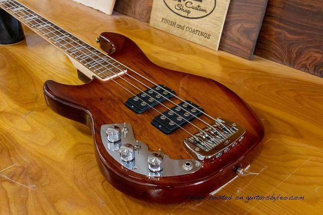 left handed Custom Shop CLF Research L 2000-10