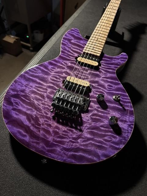 The G-200 style body with deeper treble-side cutaway has been built-2